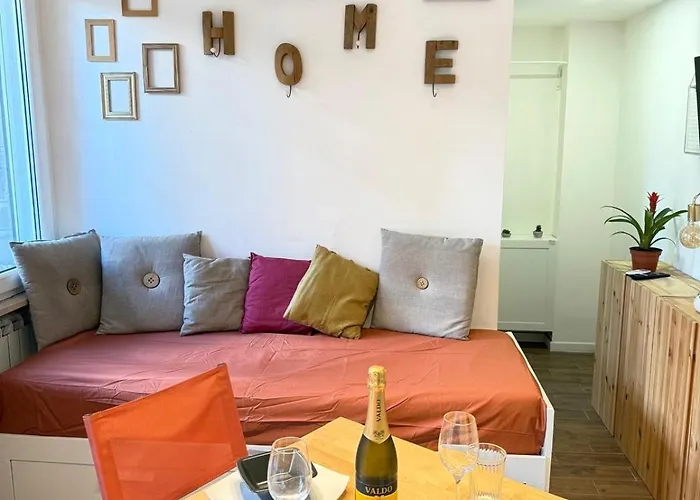 Apartamento Happy House With Private Garden *