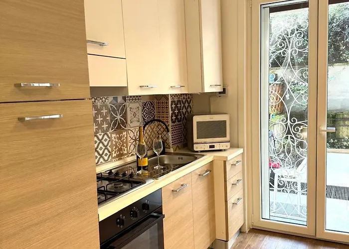 Apartamento Happy House With Private Garden *