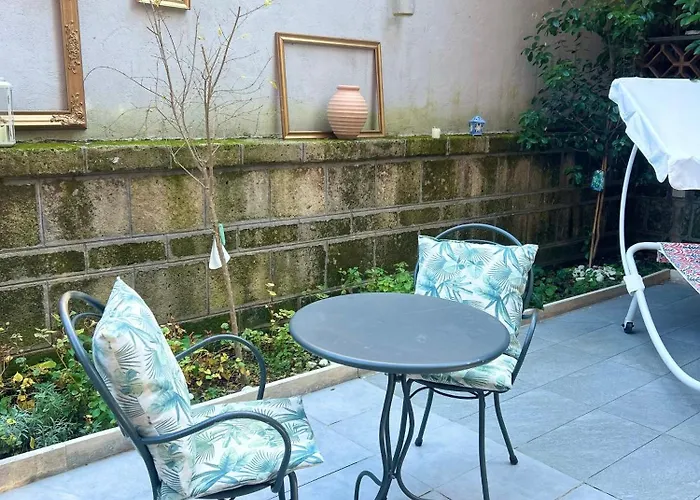 Happy House With Private Garden Apartamento *